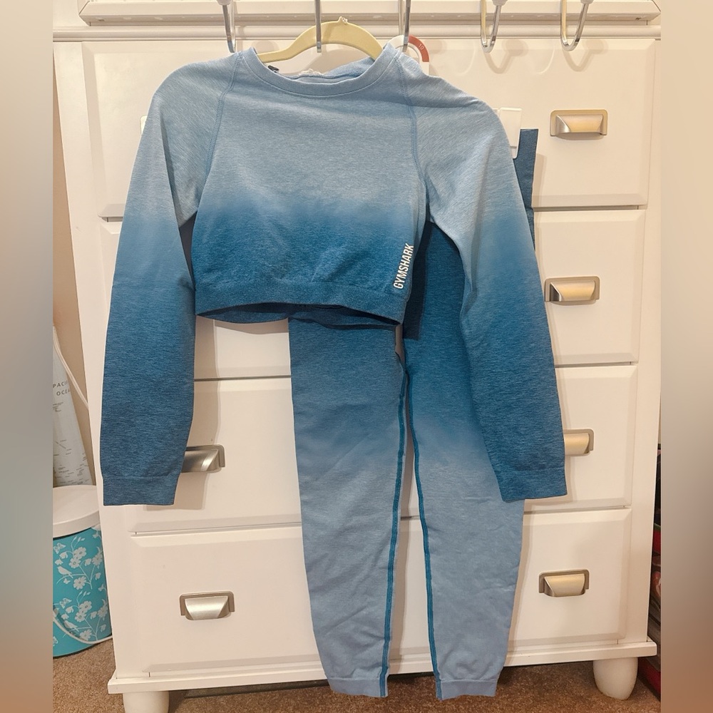 Gymshark Adapt Ombré Seamless Leggings and Long Sleeve Crop Top